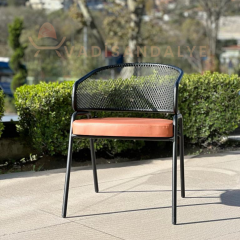 Santa Line Metal Sandalye