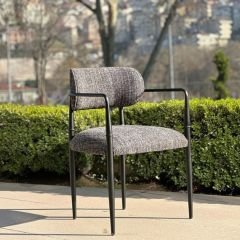 Lençois Metallstuhl mit Armlehnen
