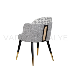 Liya Chair
