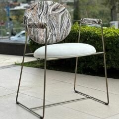 Runga Metallstuhl