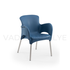 Stey PP Chair with Armrests