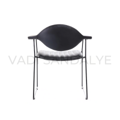 Gubbi Metal Sandalye