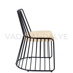 Centralia Metal Sandalye