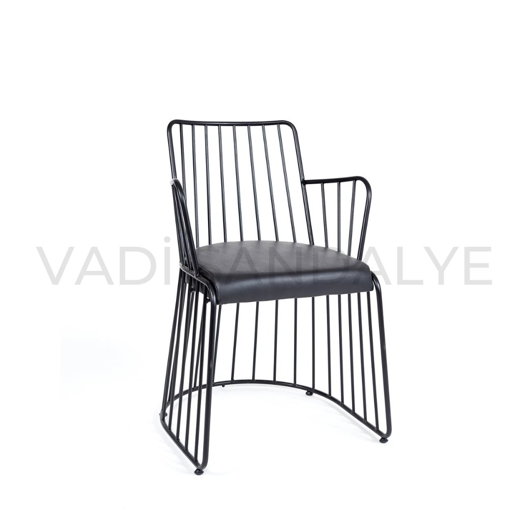 Centralia Kollu Metal Sandalye