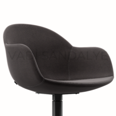 Riyo Konik Bekleme Sandalyesi