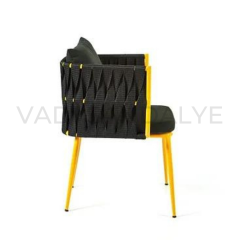 Yunji Metal Sandalye