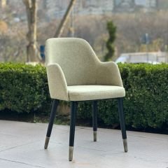 Sun Kolçaklı Papuç Detaylı Sandalye