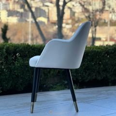 Sun Armrested Shoe Detailed Chair