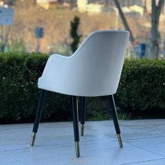Sun Armrested Shoe Detailed Chair
