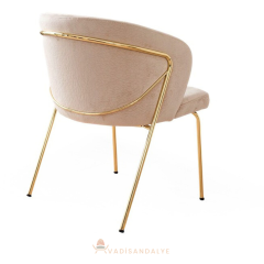 Nada Chair