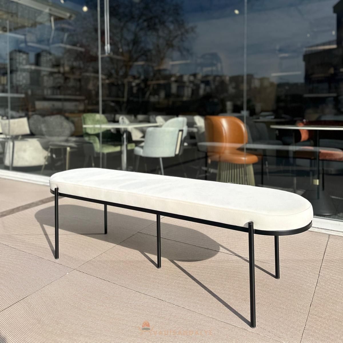 City Siyah Metal Bench Oturumu